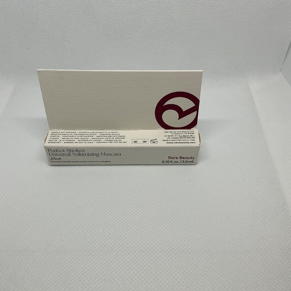 Rare Beauty by Selena Gomez - Black Perfect Strokes Universal Volumizing Mascara - Picture 3 of 4